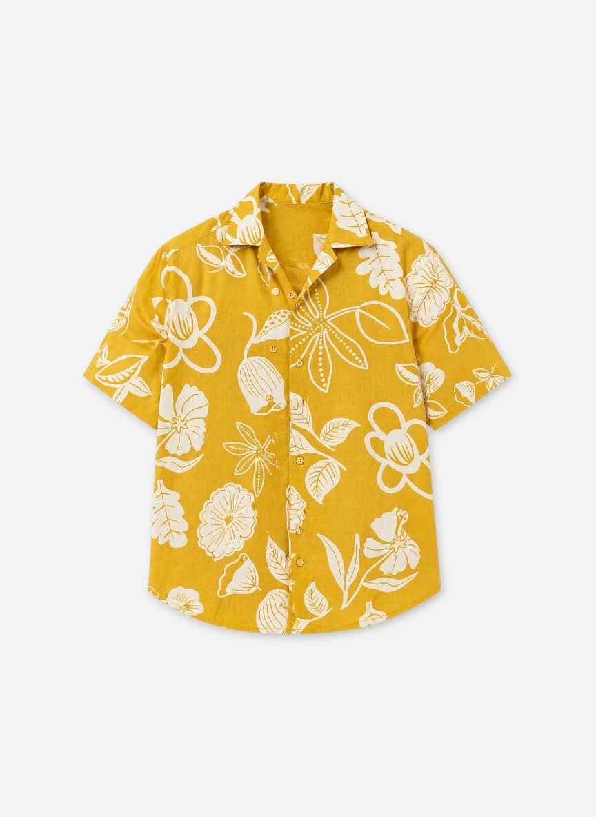 Snitch Men Boxy Floral Printed Casual Shirt