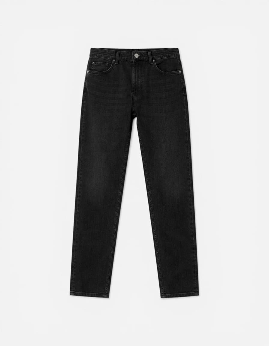 Roadster The Life Co. Men Straight Fit Stretchable Jeans With Bag